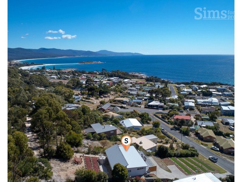 13 Levy Street, Bicheno TAS 7215