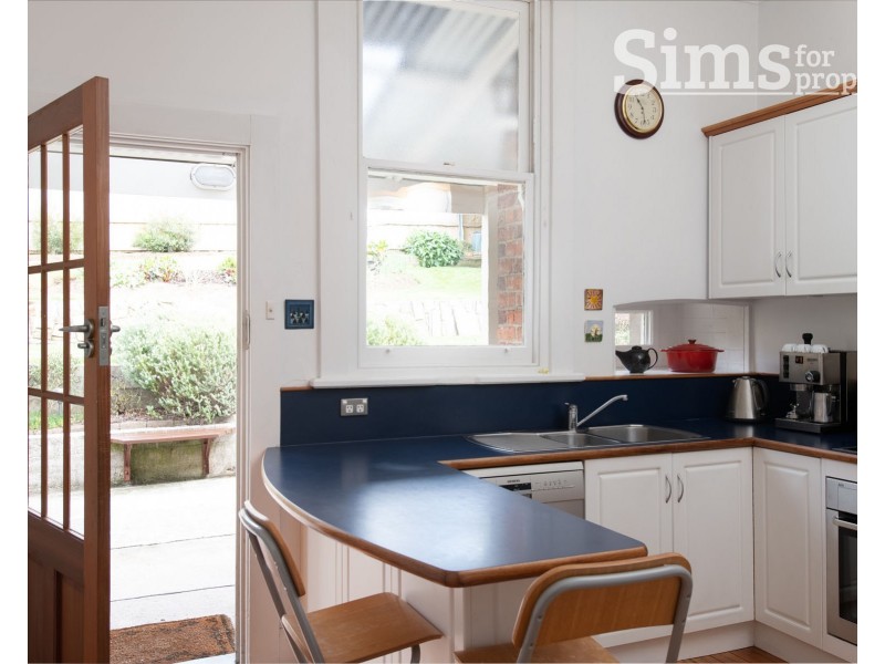 4 Carnarvon Street, Newstead TAS 7250