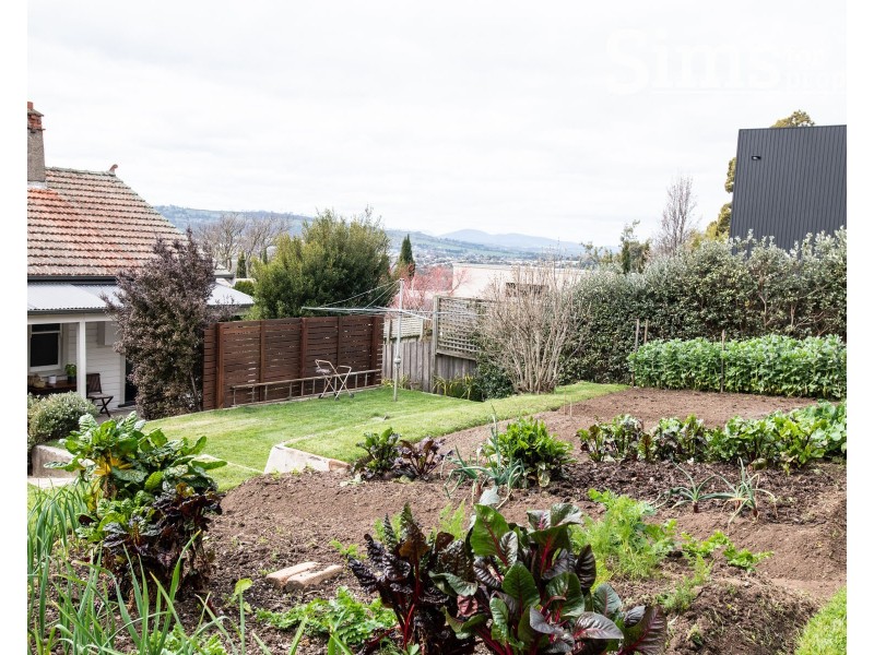 4 Carnarvon Street, Newstead TAS 7250