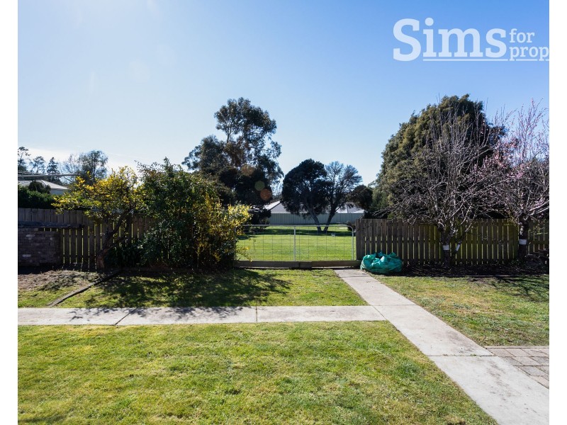 12 Guilford Road, Riverside TAS 7250