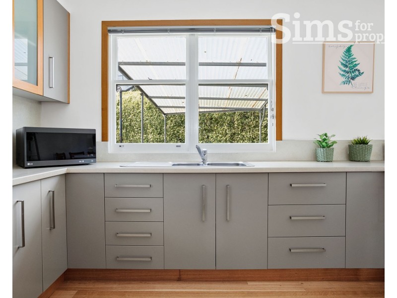 17 Anthony Street, Trevallyn TAS 7250