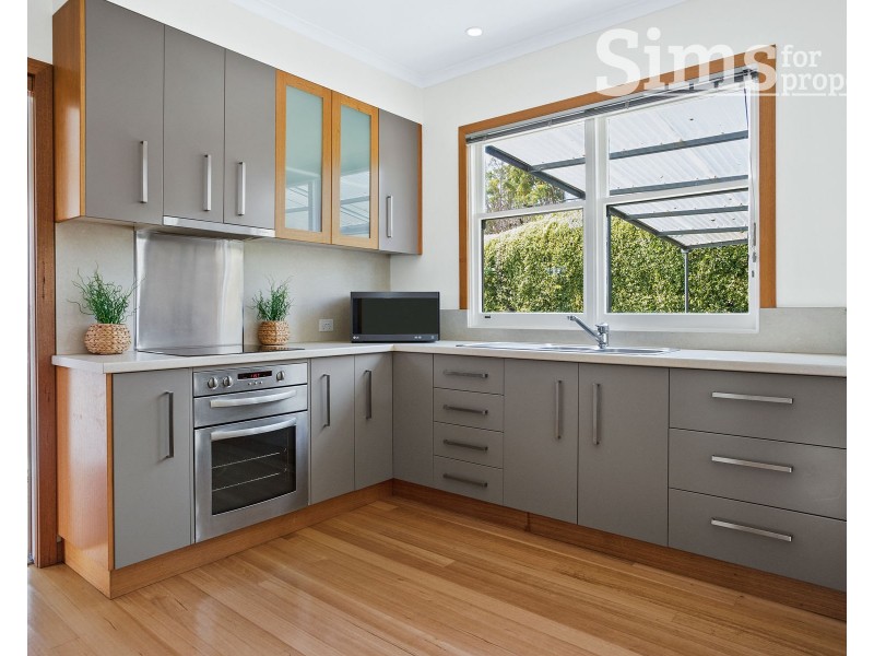 17 Anthony Street, Trevallyn TAS 7250