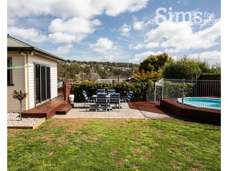 17 Anthony Street, Trevallyn TAS 7250