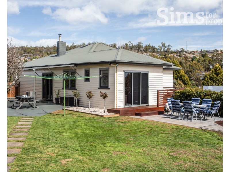 17 Anthony Street, Trevallyn TAS 7250