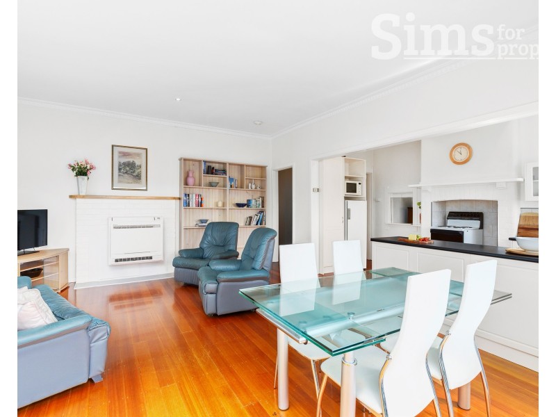 5 Crescent Grove, West Launceston TAS 7250