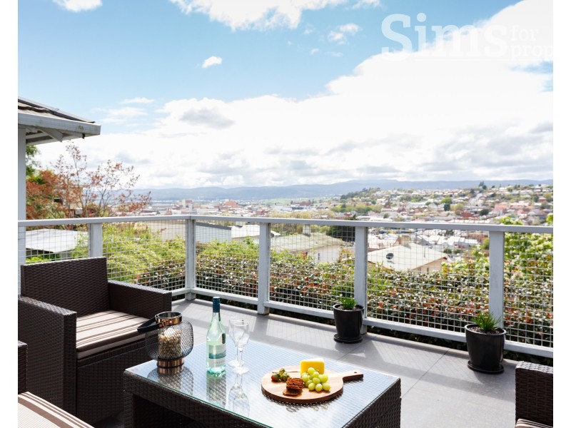 5 Crescent Grove, West Launceston TAS 7250