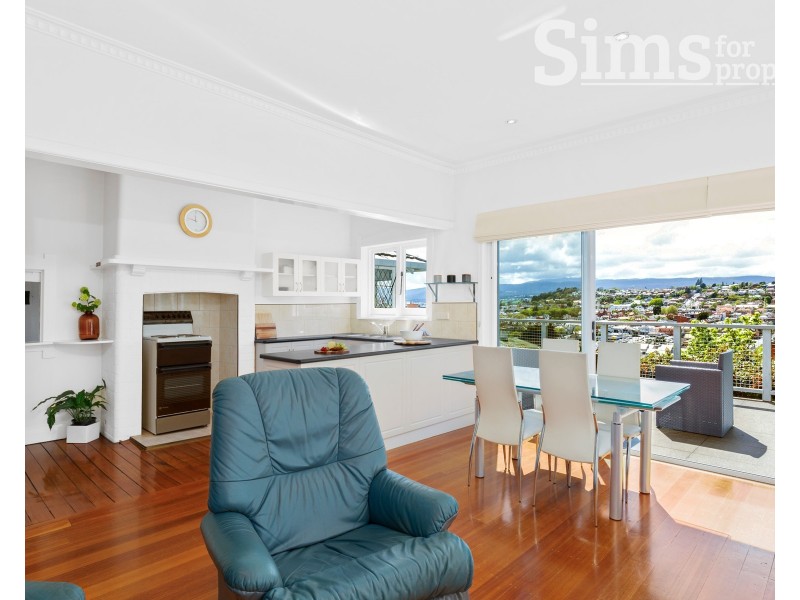 5 Crescent Grove, West Launceston TAS 7250