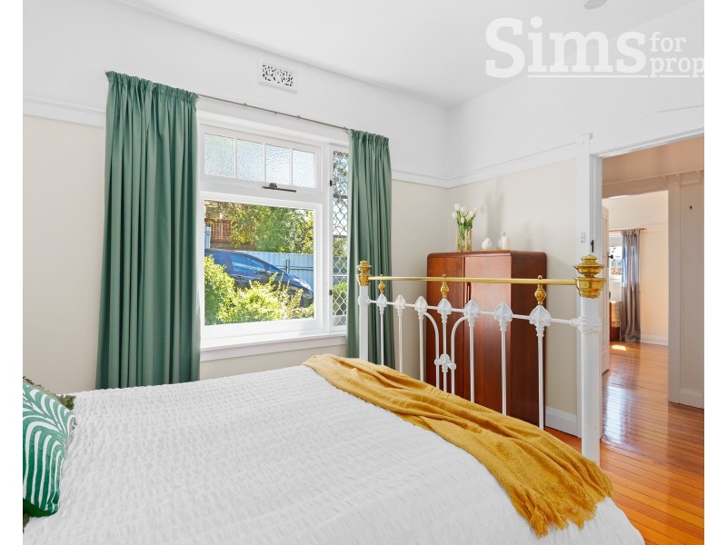 5 Crescent Grove, West Launceston TAS 7250