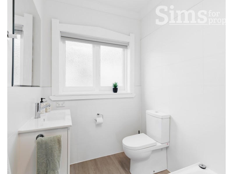 5 Crescent Grove, West Launceston TAS 7250