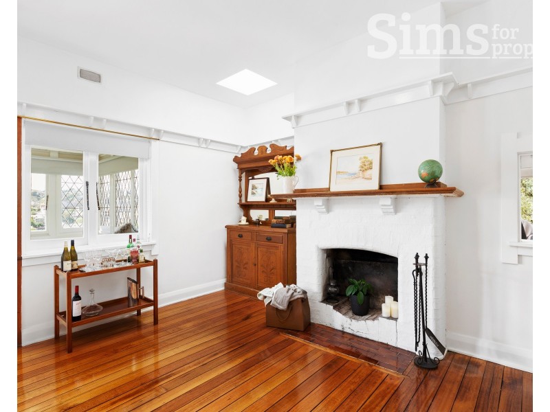 5 Crescent Grove, West Launceston TAS 7250