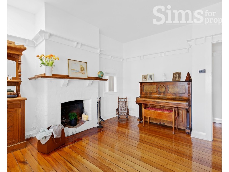 5 Crescent Grove, West Launceston TAS 7250