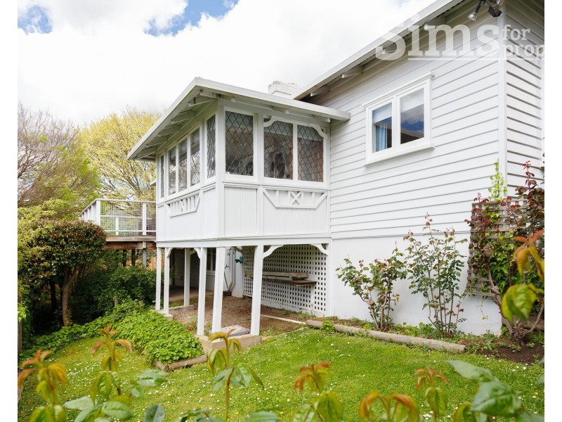 5 Crescent Grove, West Launceston TAS 7250