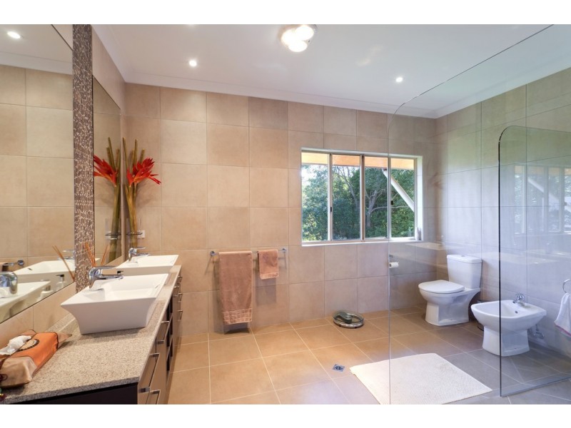 323 Sunrise Road, Doonan QLD 4562