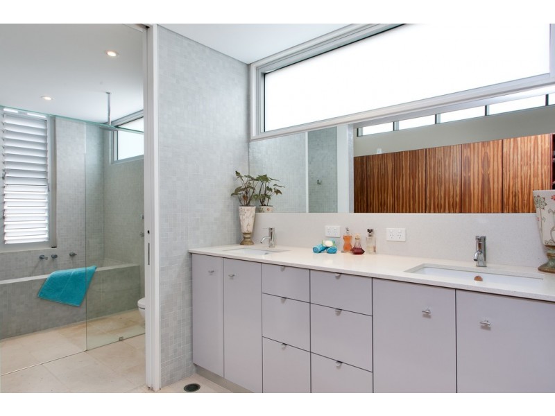 3 Wild Apple Court, Noosa Heads QLD 4567