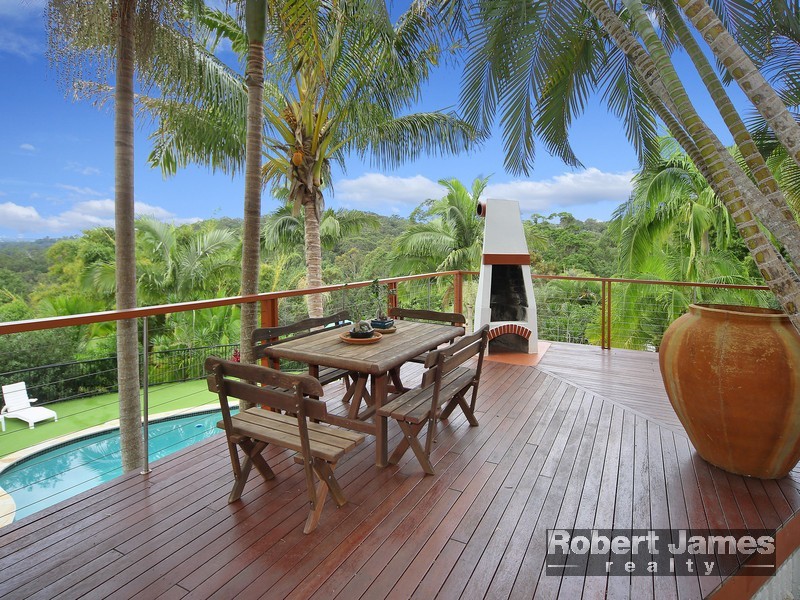 132 Mons School Road, Buderim QLD 4556