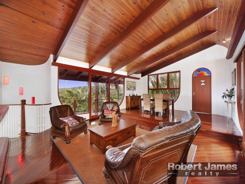 132 Mons School Road, Buderim QLD 4556