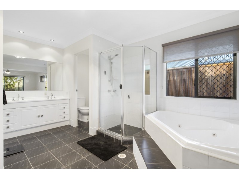 50 Fitzwilliam Drive, Sippy Downs QLD 4556