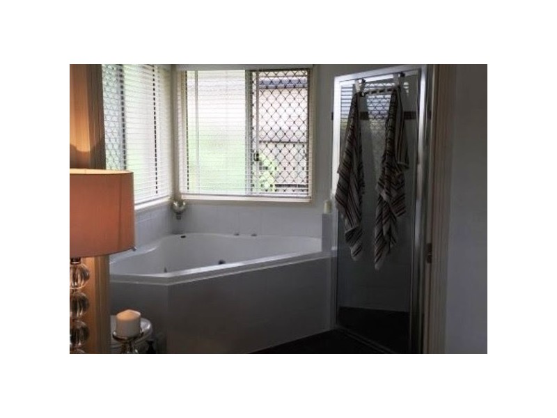 21 Leafhaven Drive, Tewantin QLD 4565