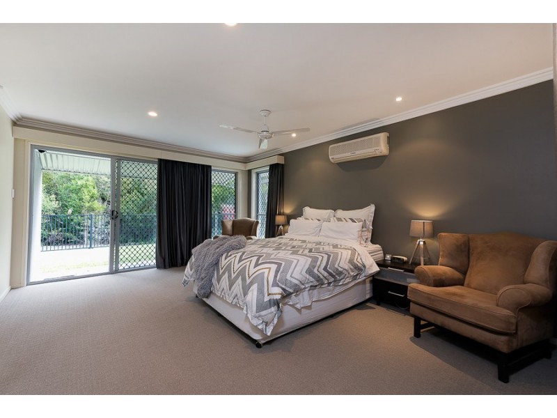 18 Sandhurst Cr, Peregian Springs QLD 4573