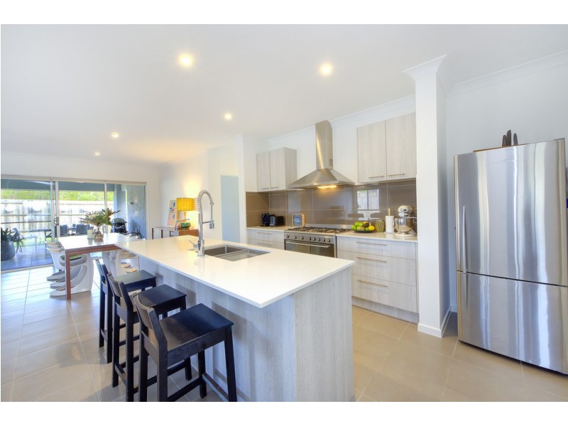 10 Tomoka Close, Peregian Springs QLD 4573