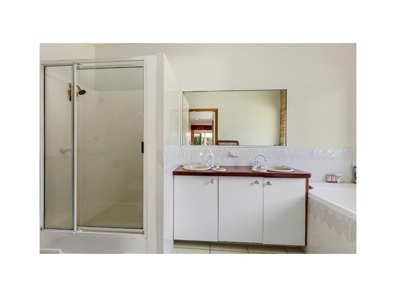 1175 Louis Bazzo Drive, Cootharaba QLD 4565