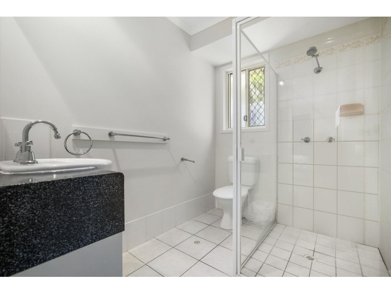 73 Wavecrest Drive, Castaways Beach QLD 4567