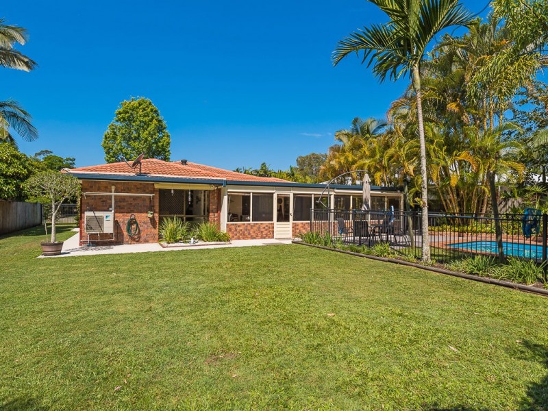 63 Griffith Avenue, Tewantin QLD 4565