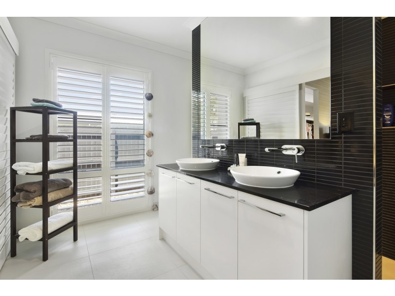 12 Crenshaw Place, Peregian Springs QLD 4573