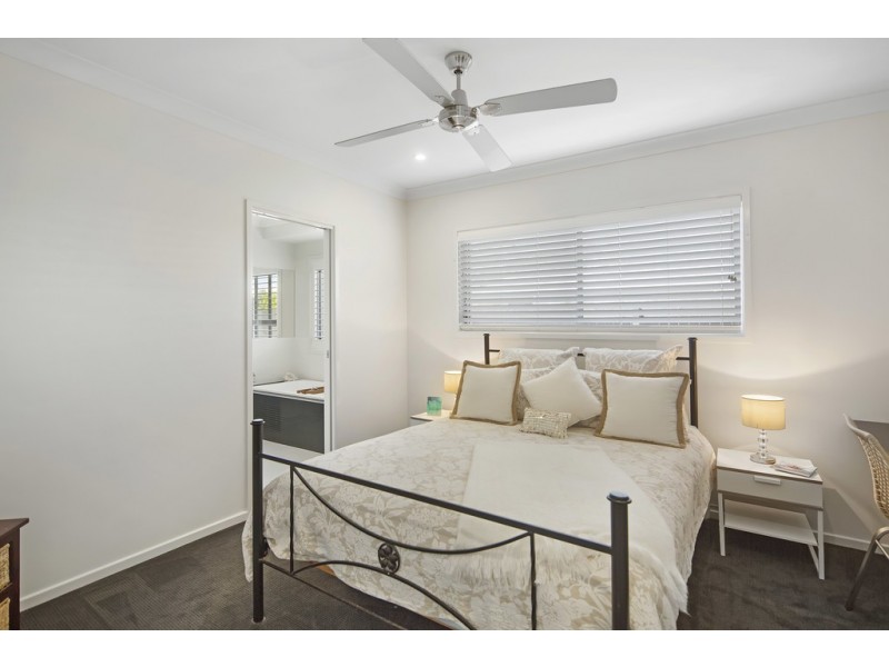 12 Crenshaw Place, Peregian Springs QLD 4573