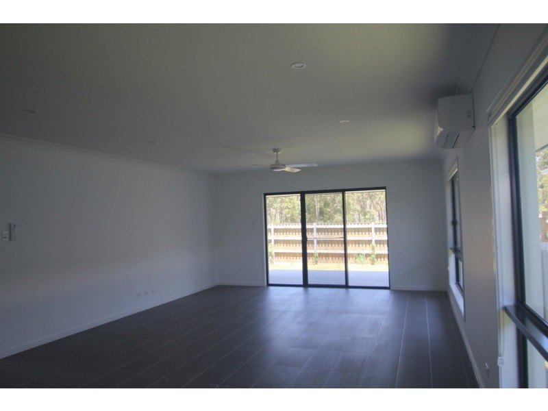 26 Kalbarri Cr, Peregian Springs QLD 4573