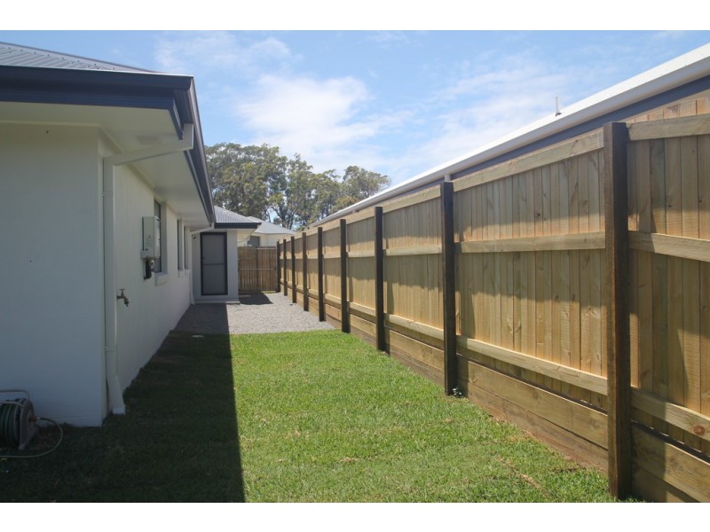 26 Kalbarri Cr, Peregian Springs QLD 4573