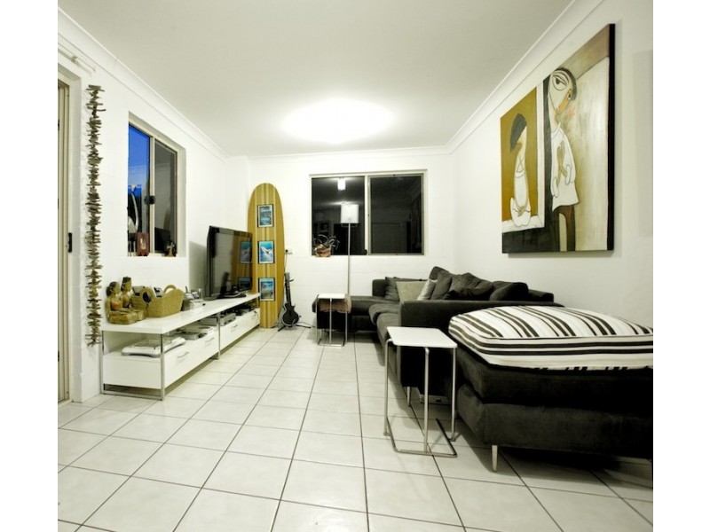 23 Woodcliffe Cres, Woody Point QLD 4019