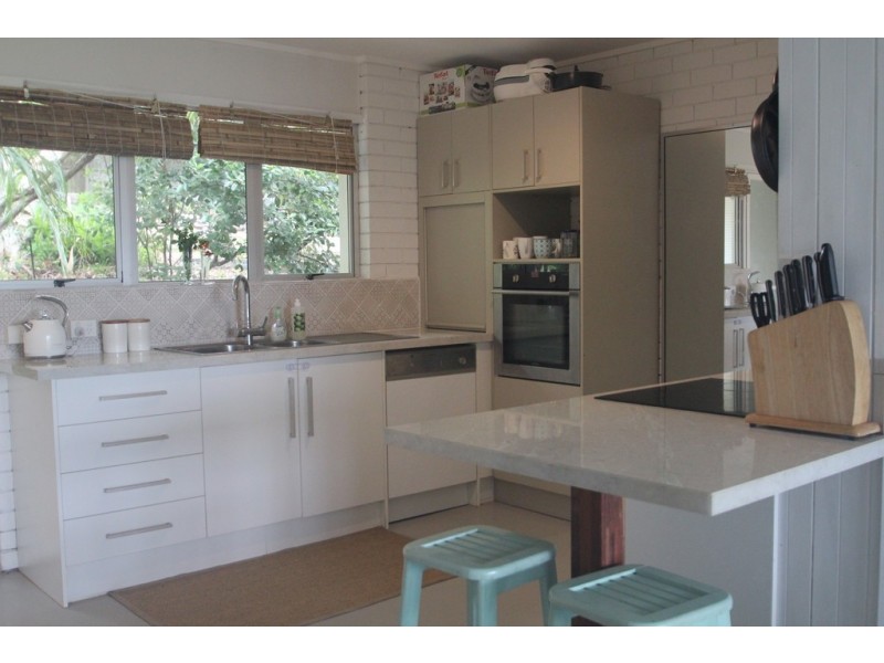 Sunrise Beach QLD 4567