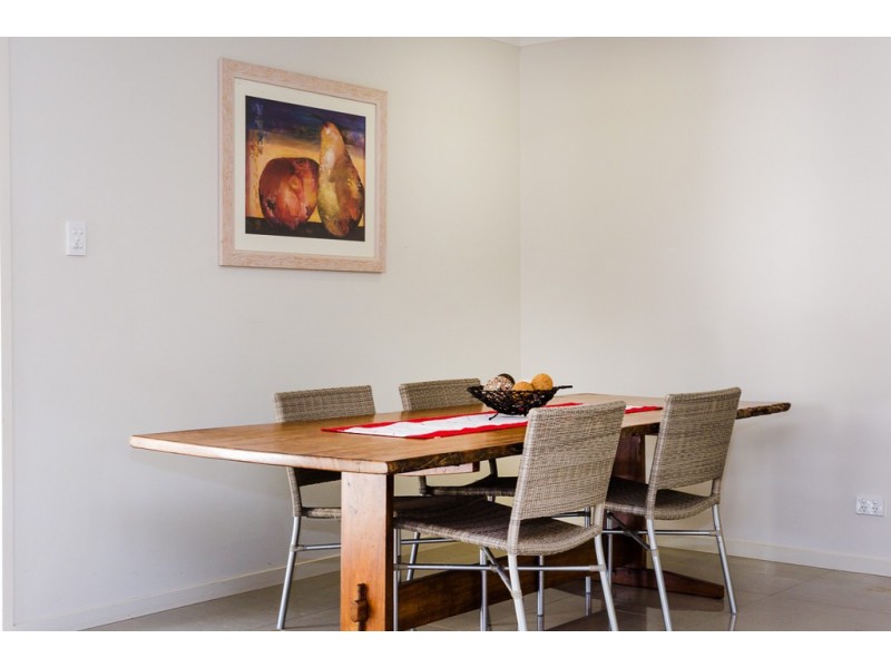 69 The Avenue, Peregian Springs QLD 4573