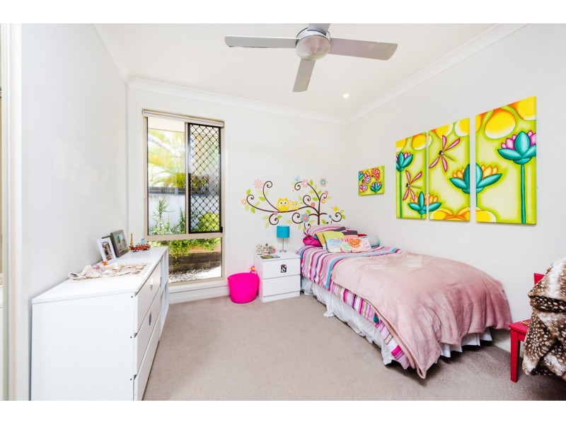 69 The Avenue, Peregian Springs QLD 4573