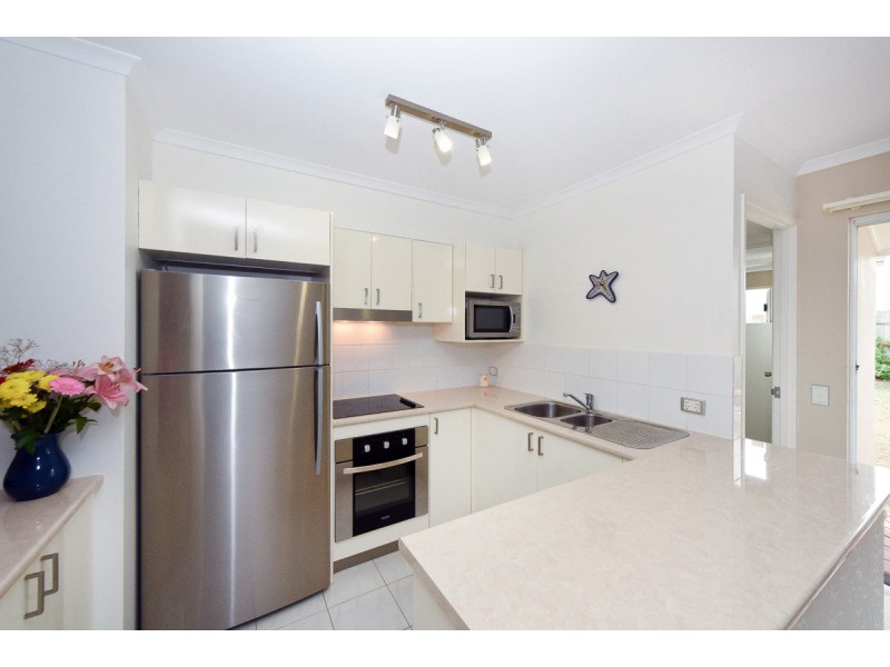 5/23 Margit Crescent, Sunrise Beach QLD 4567