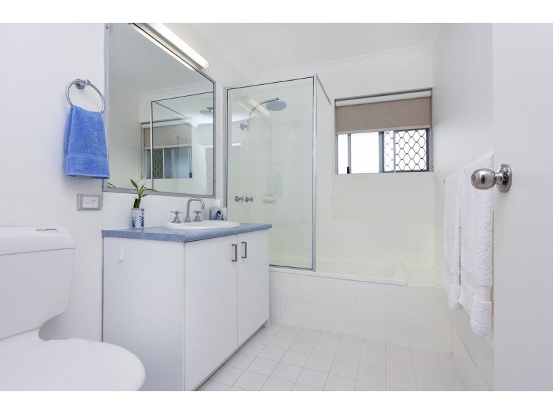5/23 Margit Crescent, Sunrise Beach QLD 4567