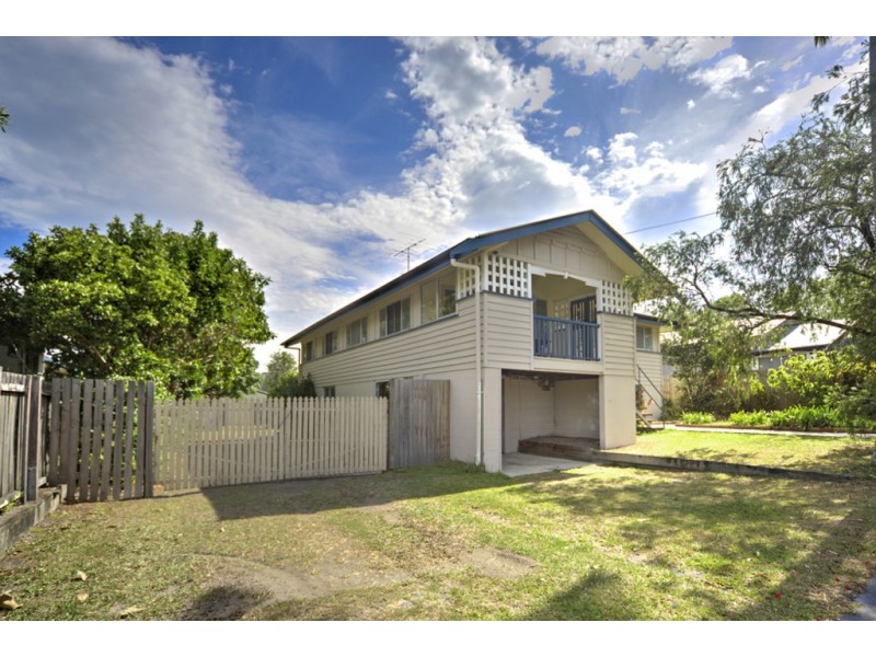 67 Poinciana Avenue, Tewantin QLD 4565