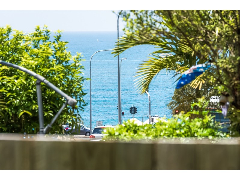 1/25 Buderim Ave, Mooloolaba QLD 4557