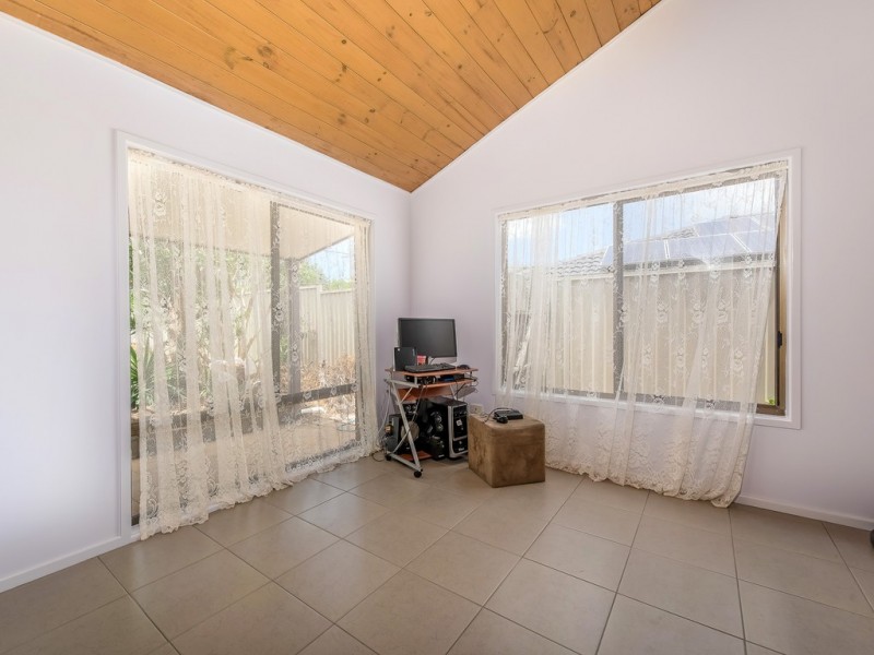 11 Orcades Street, Sunrise Beach QLD 4567