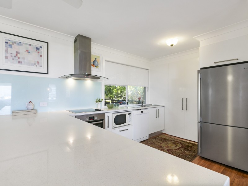 18 Orient Drive, Sunrise Beach QLD 4567