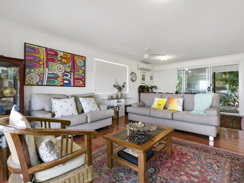 18 Orient Drive, Sunrise Beach QLD 4567