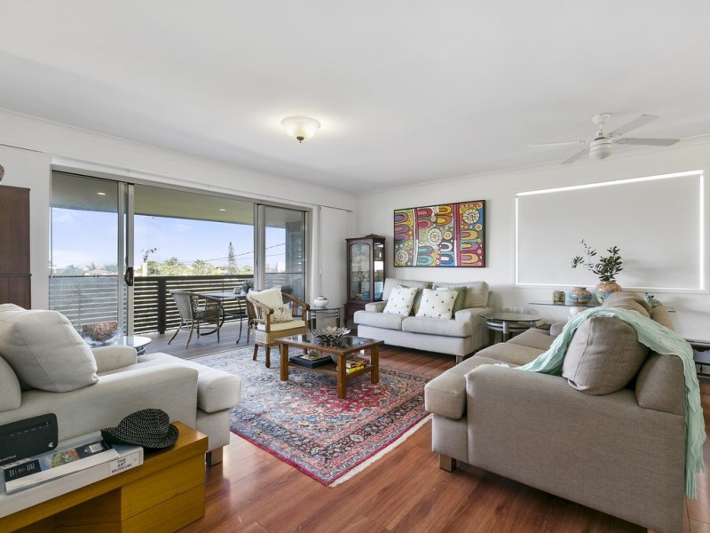 18 Orient Drive, Sunrise Beach QLD 4567