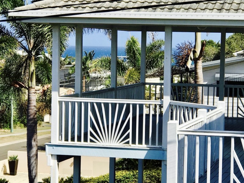 18 Orient Drive, Sunrise Beach QLD 4567