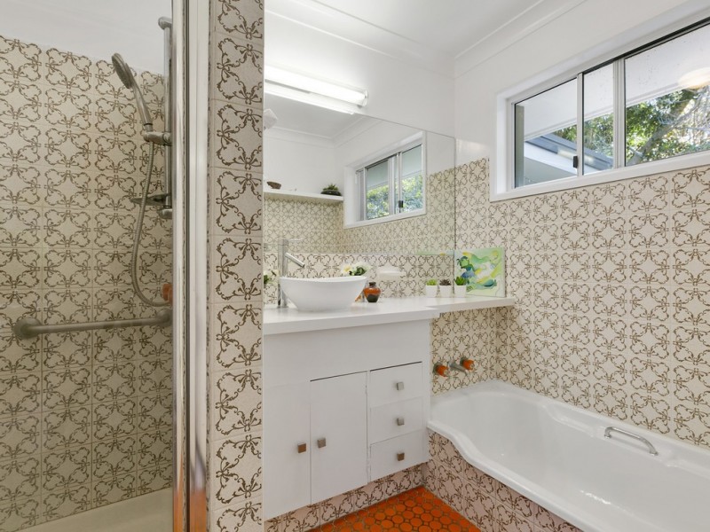 18 Orient Drive, Sunrise Beach QLD 4567