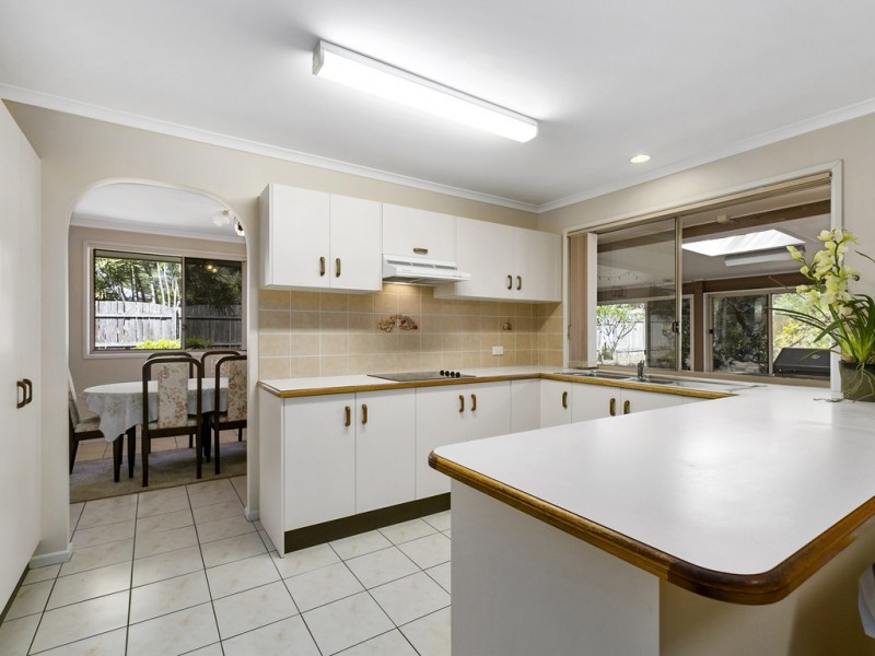 3 Victory Crescent, Sunrise Beach QLD 4567