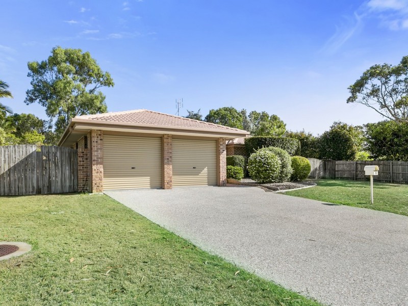 3 Victory Crescent, Sunrise Beach QLD 4567