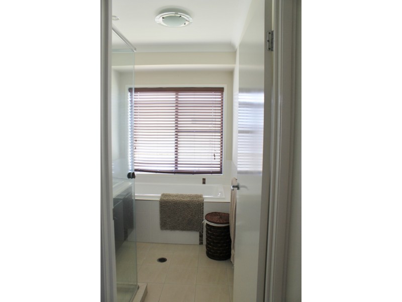 12 Stringybark Pl, Peregian Springs QLD 4573