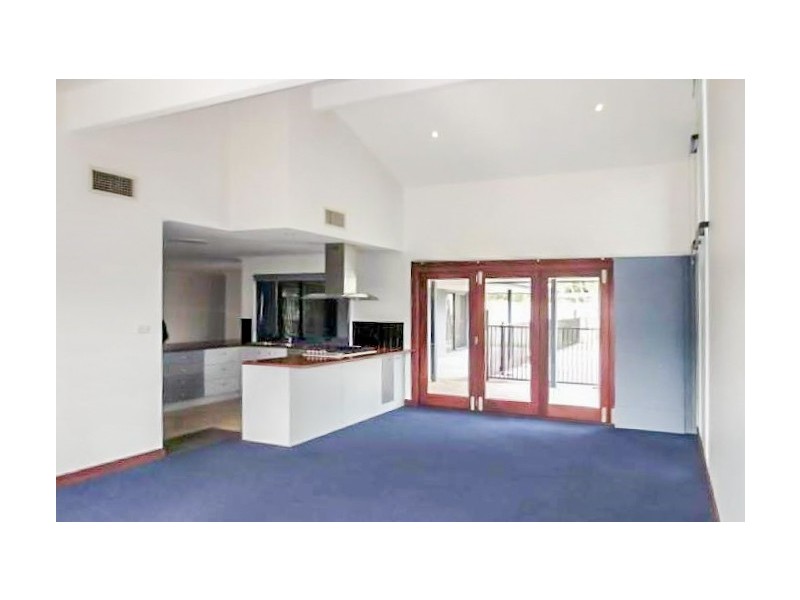 14 Jarrah St, Minyama QLD 4575