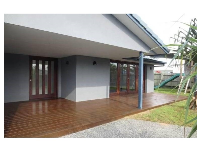 14 Jarrah St, Minyama QLD 4575